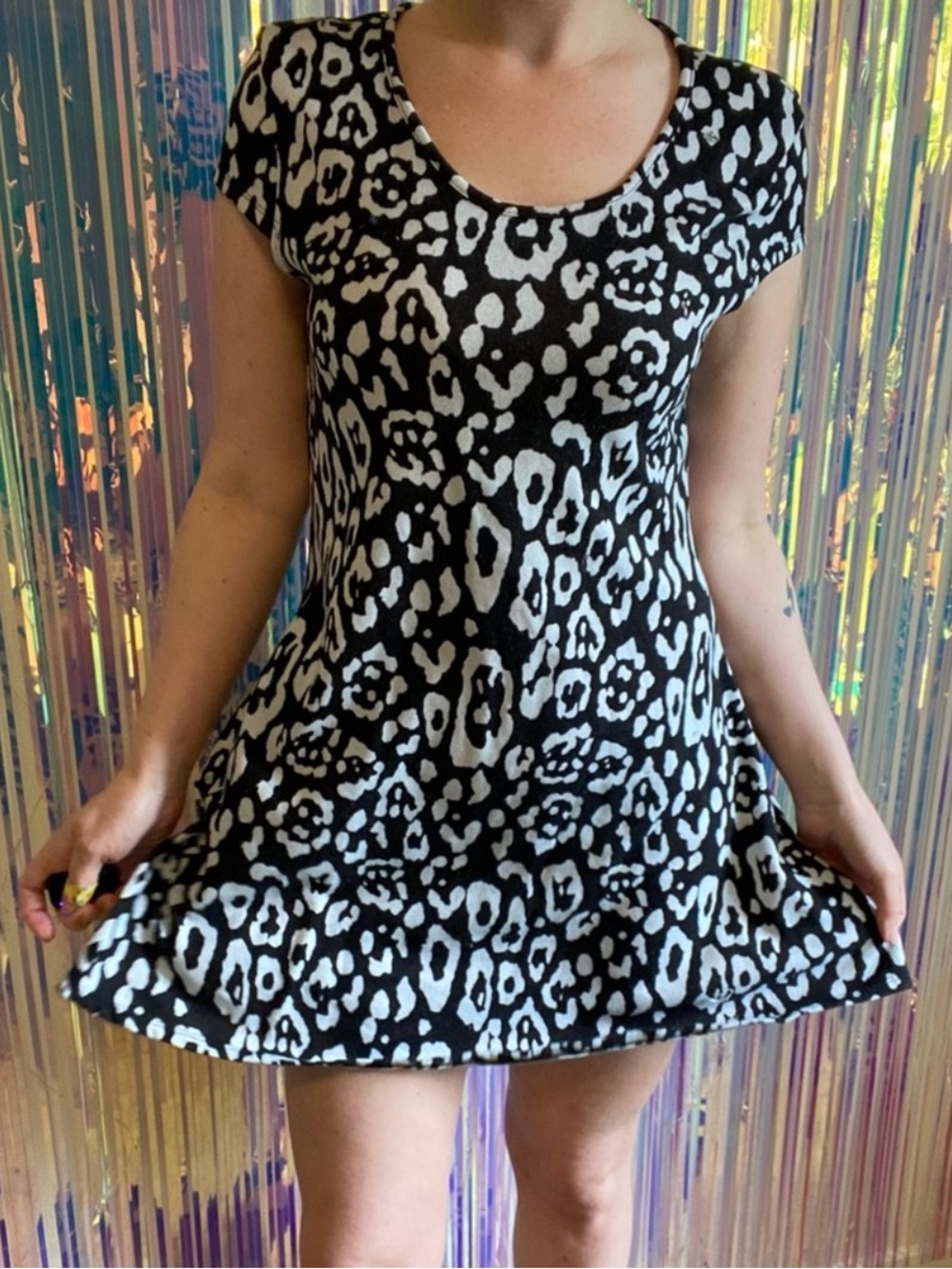 Olsenboye • Flirty A-Line Leopard Print Cap Sleeve Short Dress